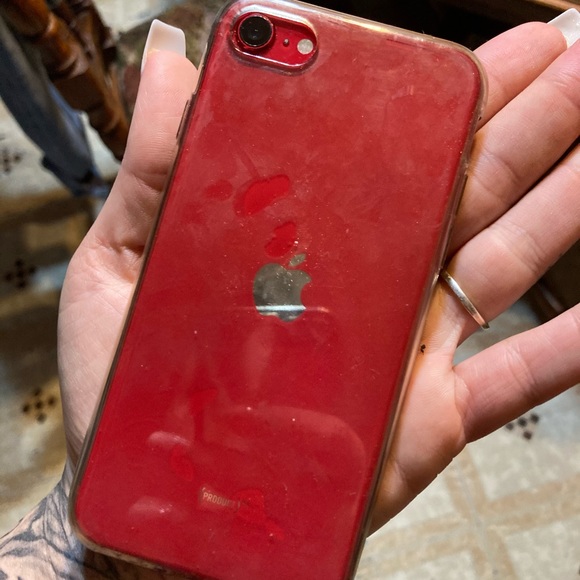 iPhone SE - Picture 3 of 3